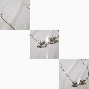 Vintage style sparrow necklace